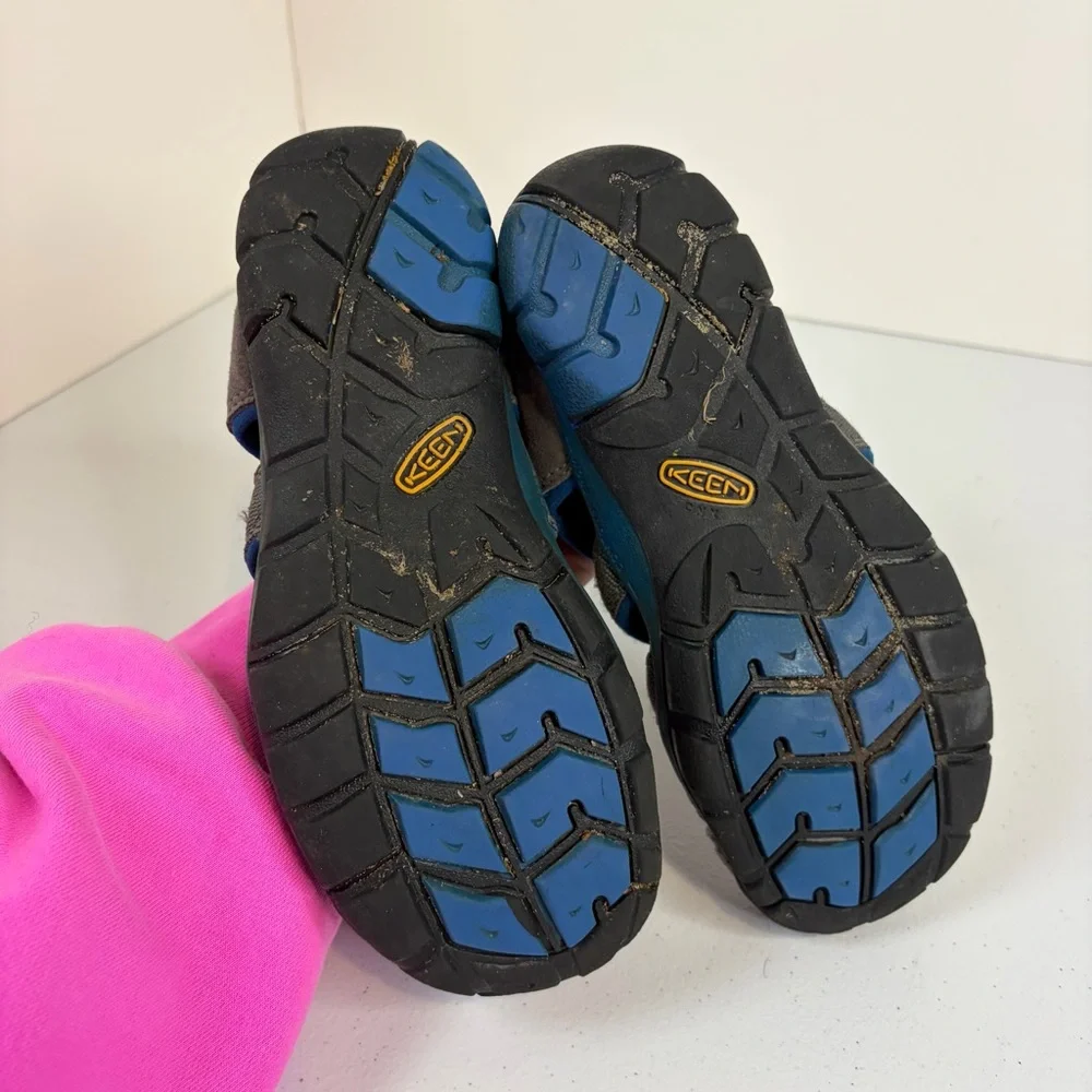Keen Newport H2 Sandals Shoes Big Kid size 3 Outdoor Nature Shoe Gray Blue beach - Picture 4 of 5